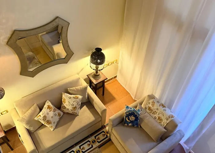 2 Sea Front فندق 5*